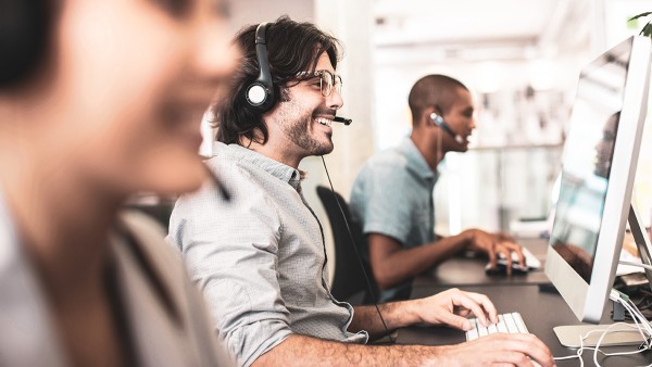 Alle Lieferanten, die Fax verwenden, werden auf E-Mail-Kommunikation umgestellt.