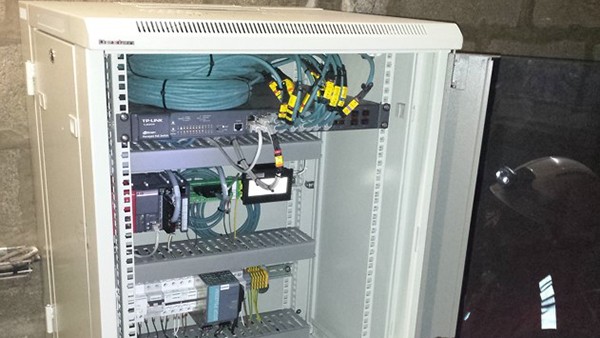 Armoire électrique avec SmartController